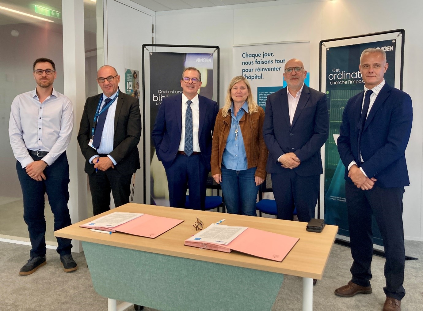 signature de l'accord de collaboration préférentielle entre HCL et Amgen France